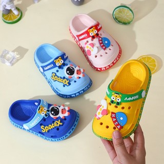 Dép cho bé, sục cross cho bé từ 1 đến 5 tuổi đế mềm chống trơn trượt hình phi hành gia Bunakids SD18