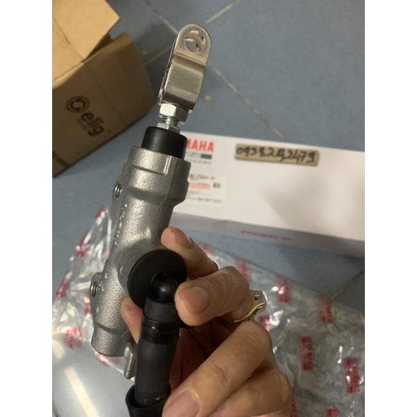 Pen đạp thắng Ex 135/ Ex 150 có bình dầu zin hãng yamaha