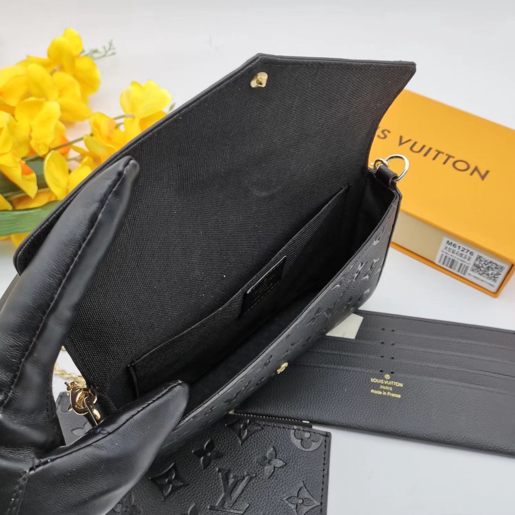 Ví Louis Vuitton M68796 Phối Khóa Kéo Thời Trang Dành Cho Nữ