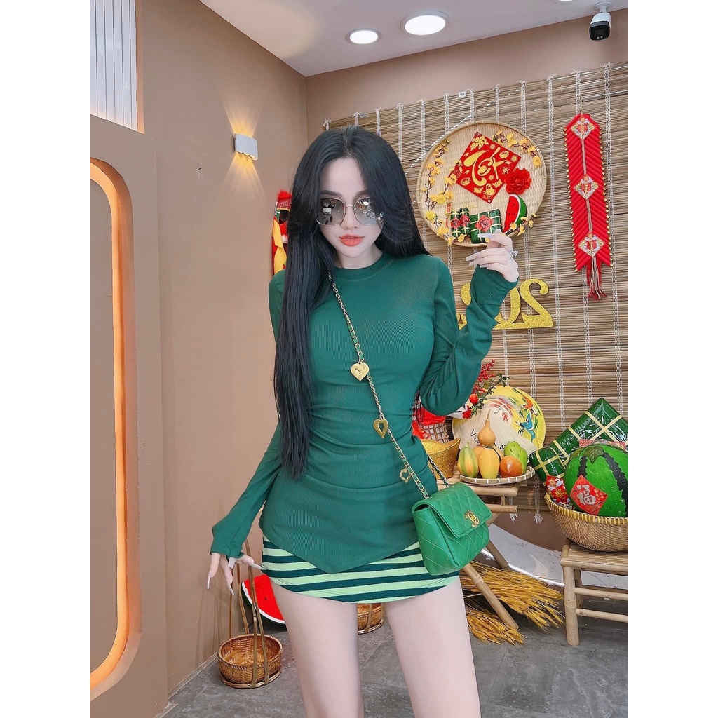 Sét bộ áo tay dài vạt nhọn phối chân váy sọc ngang dáng ngắn body cực hot , chất thun gân dày dặn