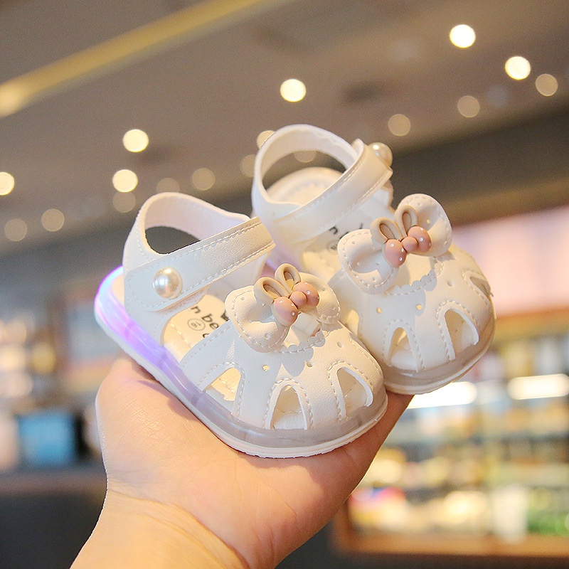 Dép sandal tập đi da mềm Nơ đèn LED mã A-007 Quảng Châu cao cấp cho bé từ 6 tháng đến 3 tuổi