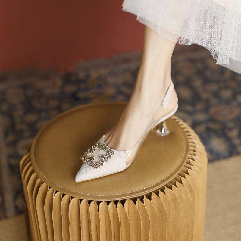 Giày hở gót nữ 5p mũi nhọn da vân mềm charm đá bít mũi thời trang công sở đẹp -Dazzling Shoes DA755