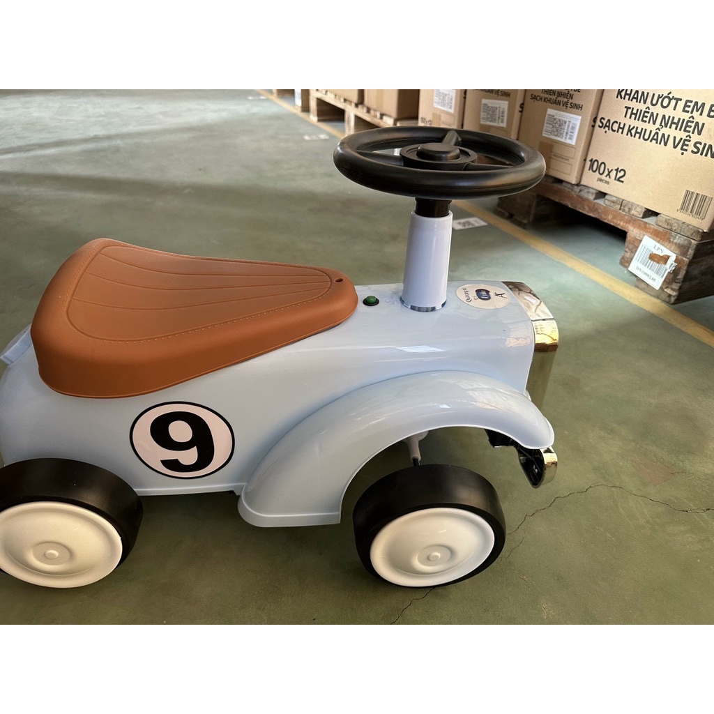 ĐỒ CHƠI XE CHÒI CHÂN CHO BÉ QUÀ TẶNG SỮA ENFA