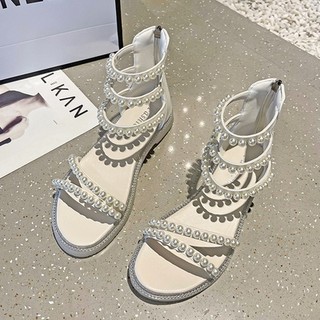 Sandal nữ quai mảnh đế thấp đính hạt màu đen và kem