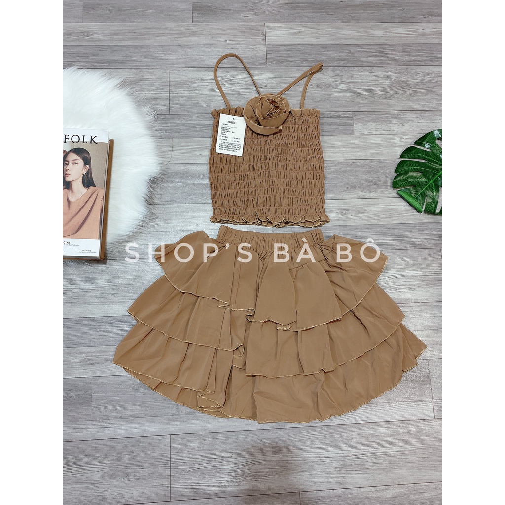 Set yếm hai cho nữ mặc đi chơi, ao yếm dây nơ hoa mặc kèm chân váy, chất voan dày dặn lên form đẹp