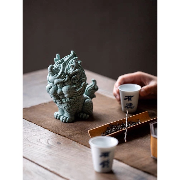 Tượng KỲ LÂN Đá Sa Thạch xanh trang trí bàn trà, lũa, bàn làm việc nhiều kích cỡ