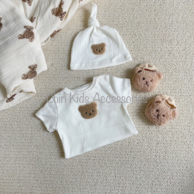 Sét body cộc tay và mũ củ tỏi thêu gấu vải cotton gân mềm cho bé