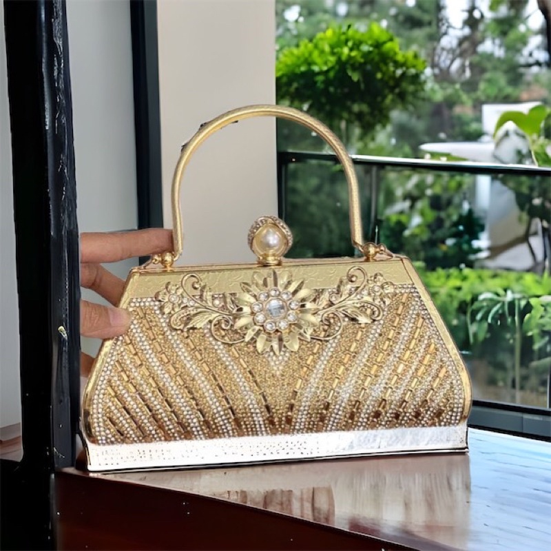 Bóp Đầm Đeo Vai Kết Hạt Thủ Công Hàng Cao Cấp Có Quai{ Nhận giao hoả tốc trong ngày khu vực tphcm}