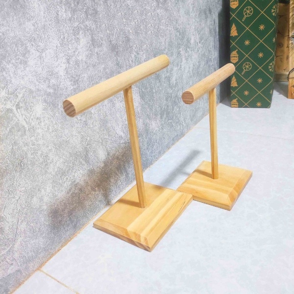 Kệ gỗ  treo trang sức đồng hồ đeo tay dây chuyền  giá để bàn