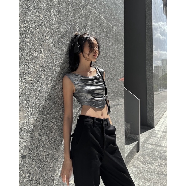 Naomi Set - Set áo croptop lệch vai và chân váy kim sa - THIẾT KẾ BỞI IAMCOCO.OFFICIAL