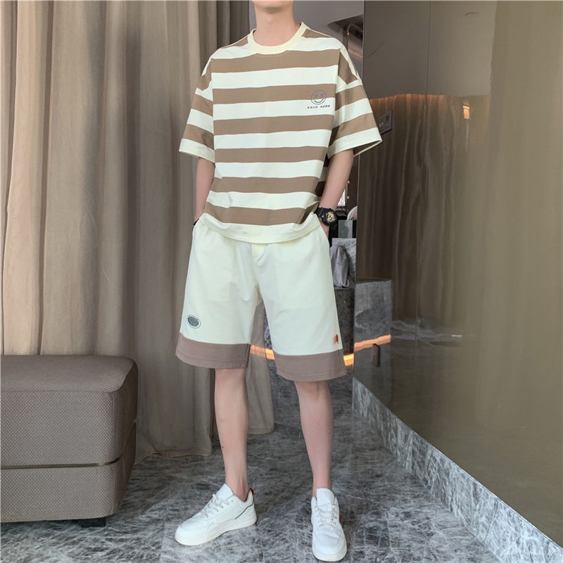 Bộ Đồ Rộng Rãi Thể Thao Thường Ngày Kiểu Mới Mùa Hè Phong Cách Hồng Kông Thanh Niên SọC NamTÁo Sơ Mi Và Quần Short Với B