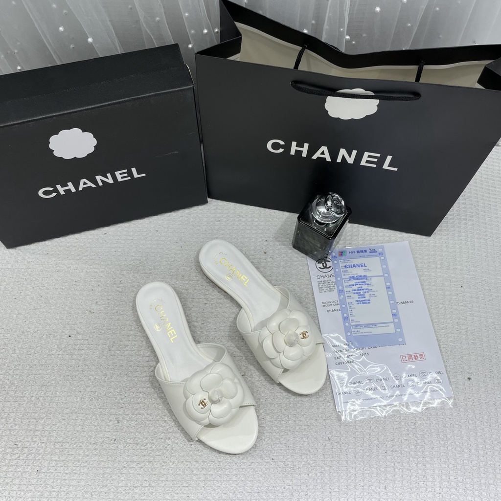 DÉP LÊ CHA NEO HOA TRÀ