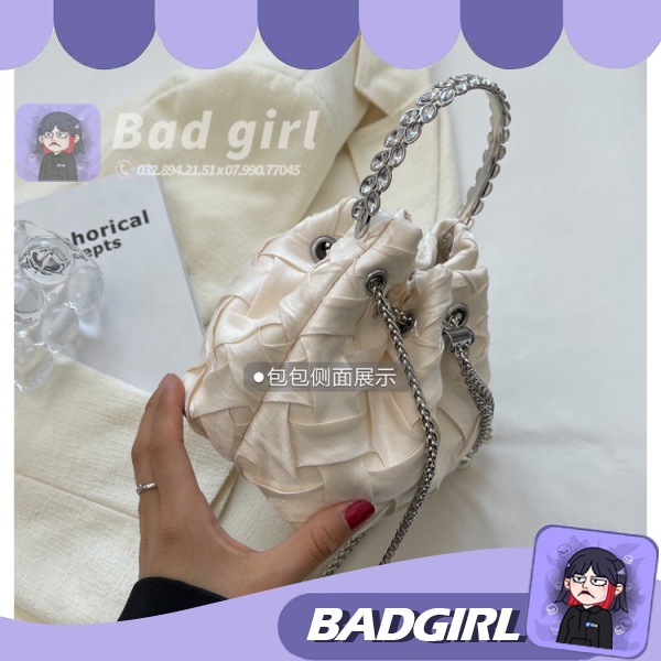 túi xách nữ thêu ren đan chéo nhiều màu PETZO [FREESHIP] túi đeo chéo mini phối dây chuyền ngọc siêu xinh BD7788ABZ | BigBuy360 - bigbuy360.vn