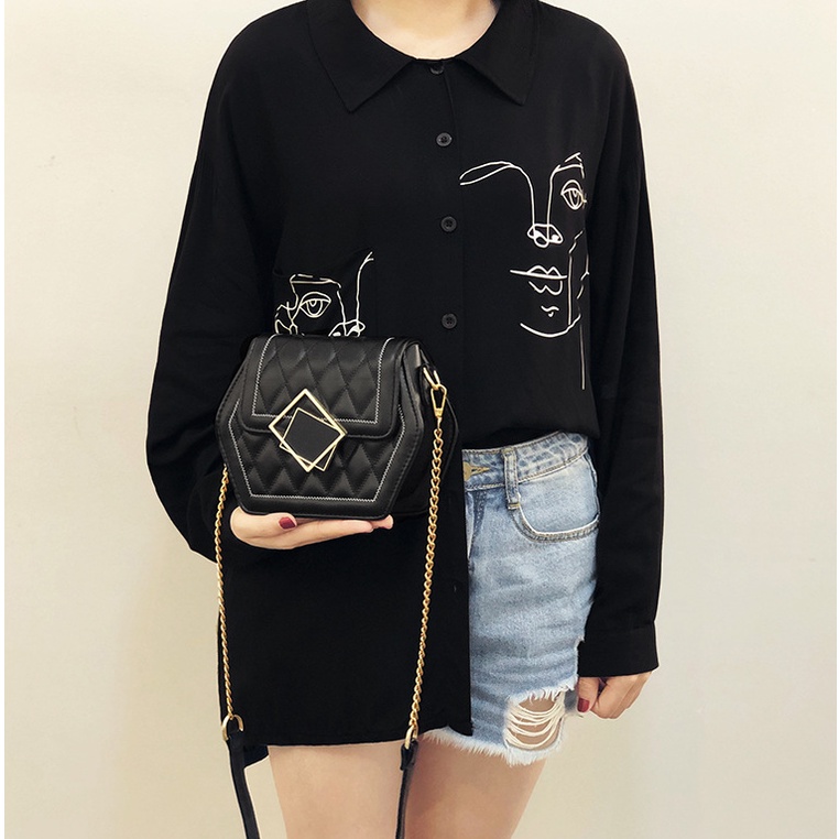 Túi xách nữ khóa gương dáng hình lục giác cực lạ hot trend mới nhất năm nay Capucha T276