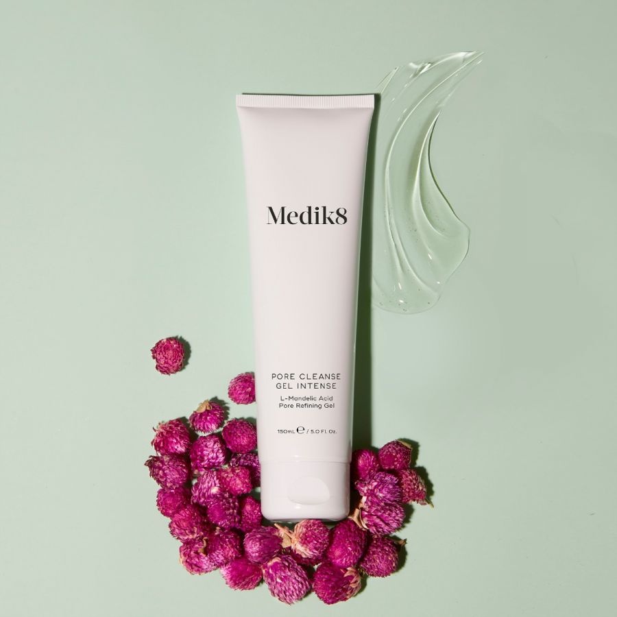 Sữa rửa mặt Medik8 Surface Radiance Cleanse / Pore Cleanse Gel Intense (Bill Anh)