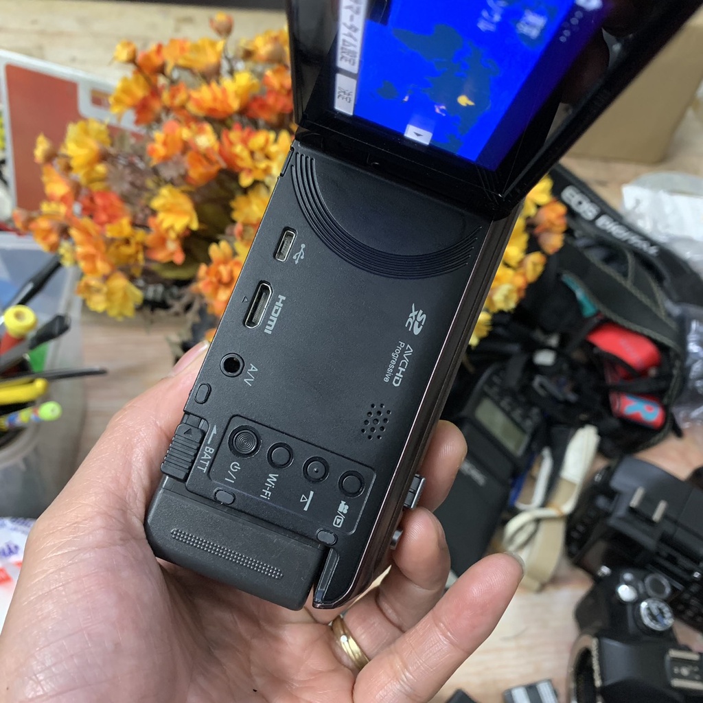 Máy quay phim Panasonic HC-W570M zoom 90X, 2 camera