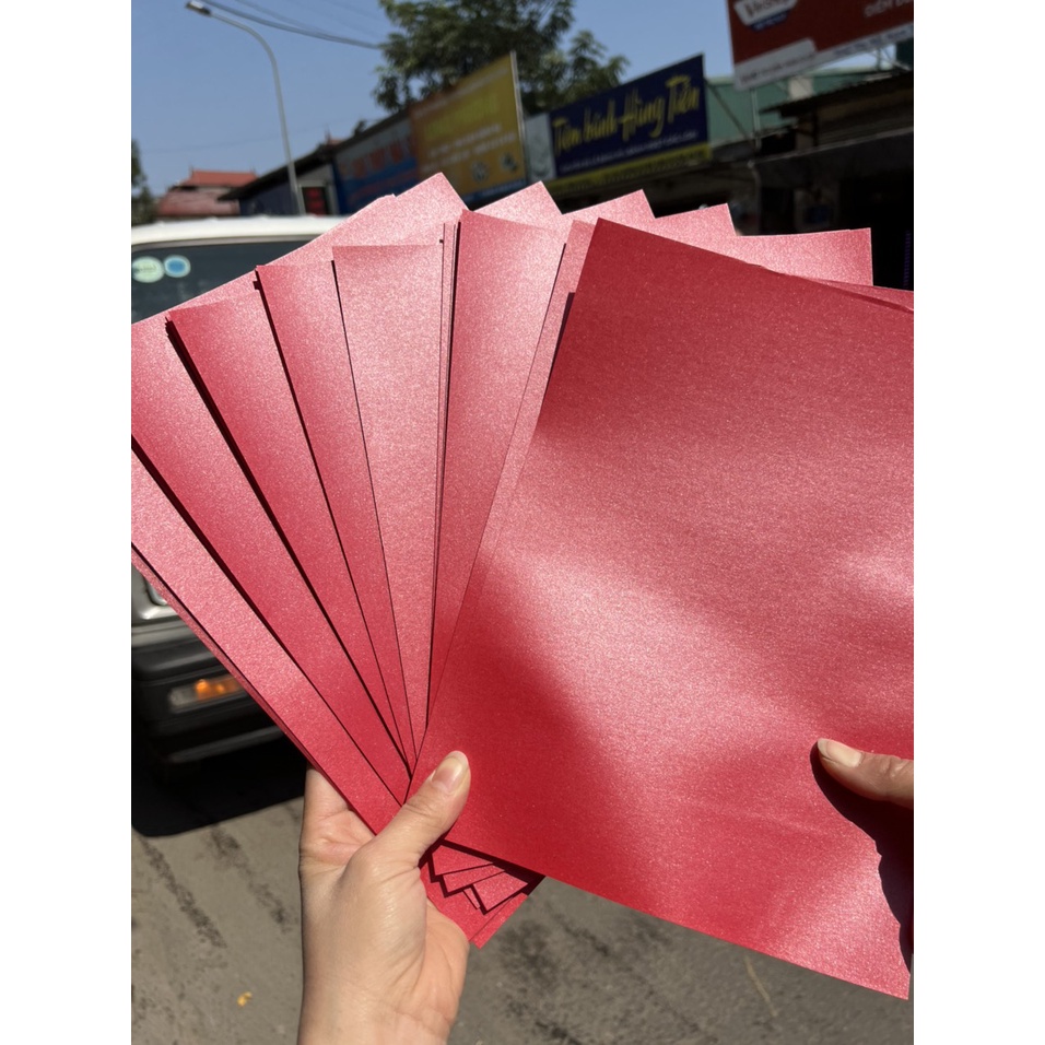 Bìa nhũ ánh kim A4 (20 tờ/ tập)