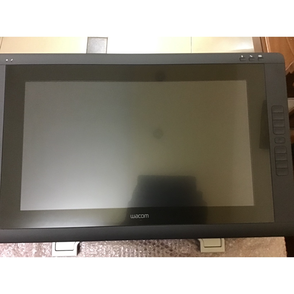 Bảng vẽ wacom cintiq 22 dtk-2200