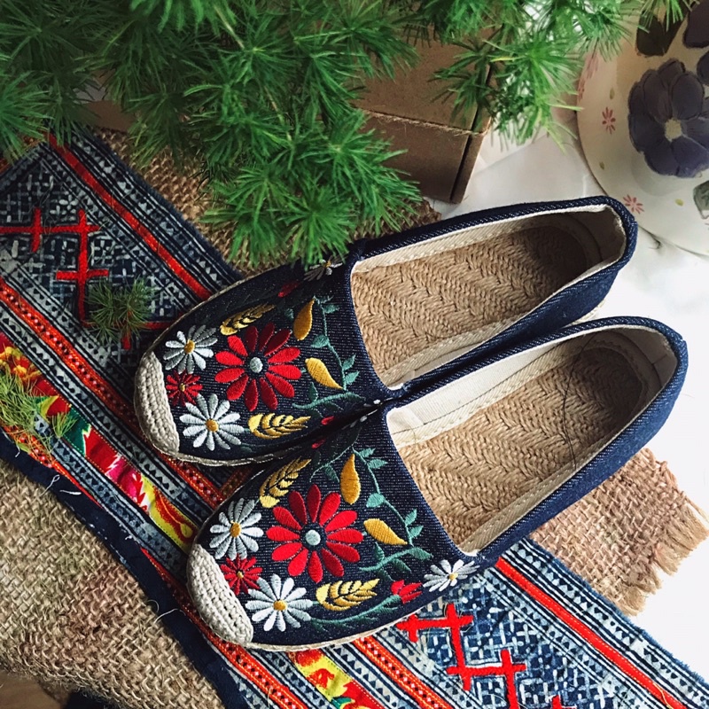 THANH LÝ - Giày thổ giày cói đế bằng êm chân bền bỉ chất lượng cao vải canvas thêu hoa thổ cẩm