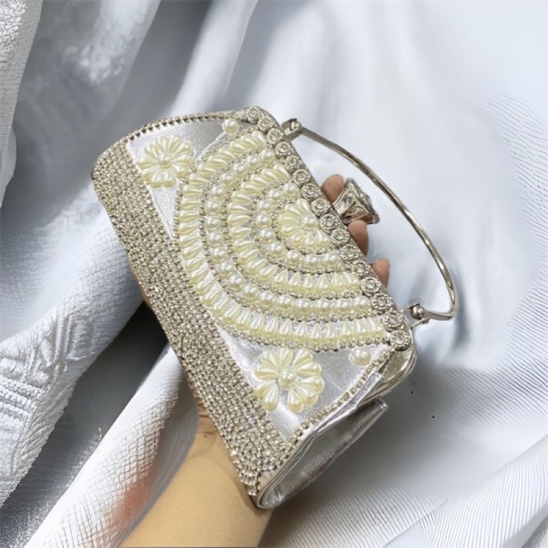 Bóp Đầm Đeo Vai Kết Hạt Thủ Công Hàng Cao Cấp Có Quai{ Nhận giao hoả tốc trong ngày khu vực tphcm}