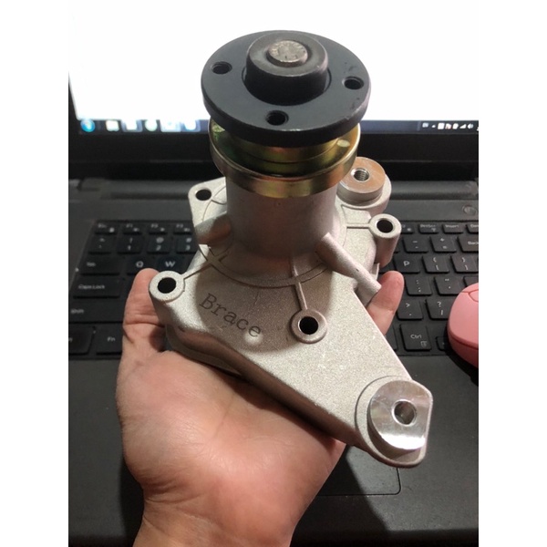 bơm nước xe suzuki 7 chỗ/ suzuki van/ suzuki 500kg/ đông ben k9 /giá 1 cái