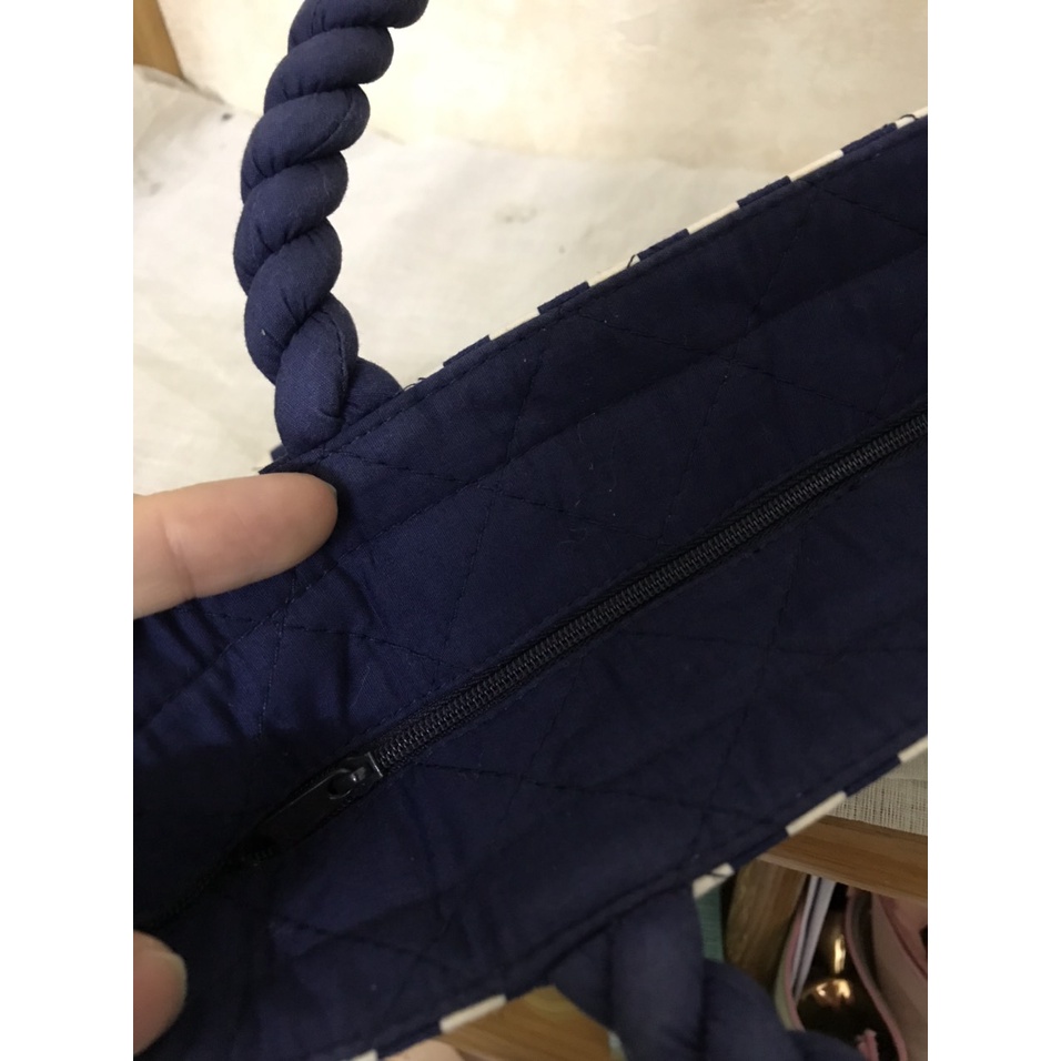 Túi vải cầm tay hiệu Thái