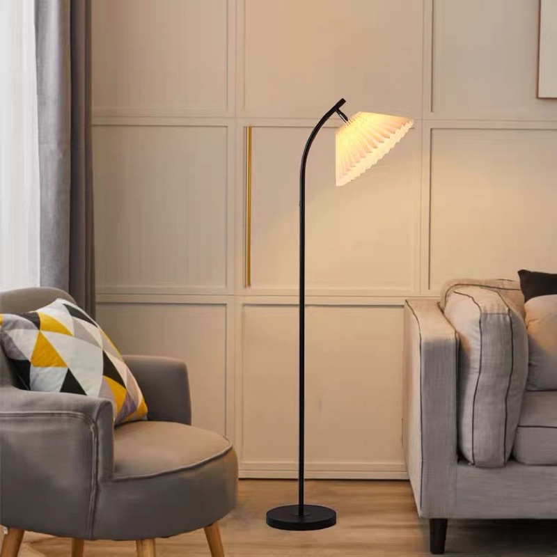 Đèn cây đứng xếp li trang trí phòng ngủ phòng khách phòng làm việc kiểu dáng hiện đại