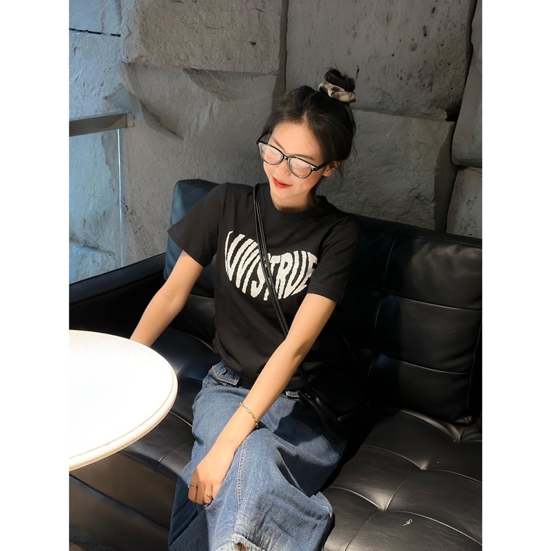 Áo Thun - LUV IS TRUE