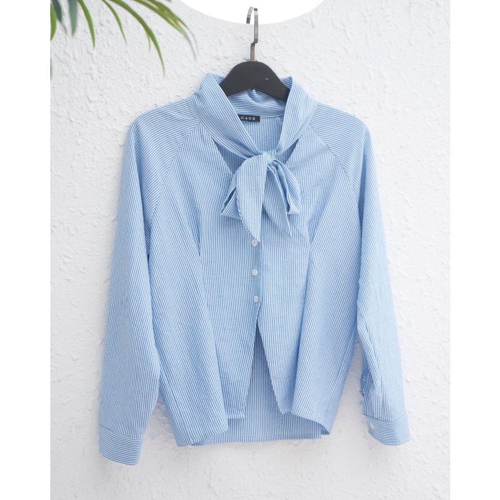 Áo sơ mi cột nơ cổ tay dài xếp ly thân thời trang GAGO hoạ tiết sọc xanh da trời GA4286
