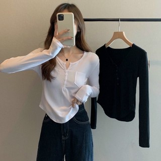 Áo tay dài cổ trụ túi ngực