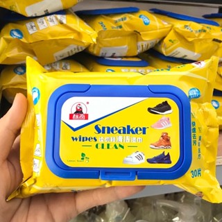 Khăn lau giày snacker, giấy ướt lau túi xách giày dép , vệ sinh giày túi xách balo