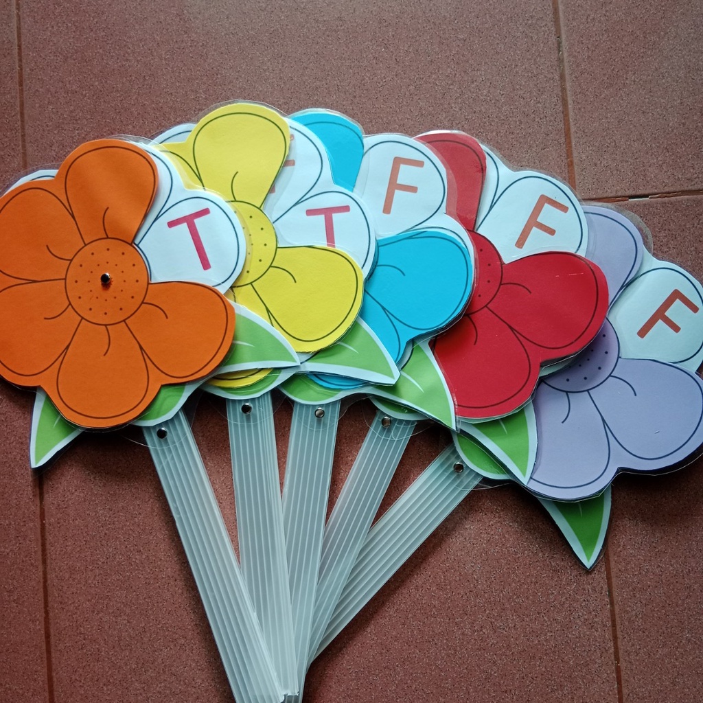 Hoa Xoay Trắc Nghiệm 6 cánh A B C D True False- Đồ dùng dạy học tiếng anh