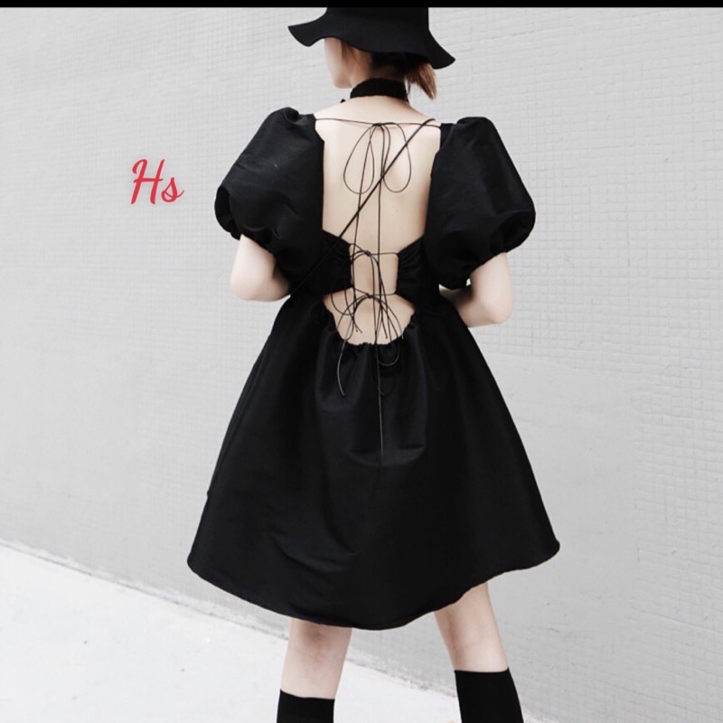 váy đen xoè tay bồng hở lưng đan dây Tacta Hs Tc 2023