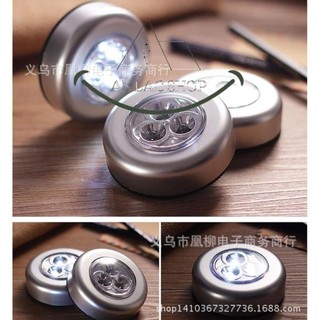 AN LẠC SHOP_ĐÈN LED DÁN TƯỜNG 3 BÓNG LED NHẤN ĐỂ BẬT TẮT DÙNG PIN TIỂU AAA
