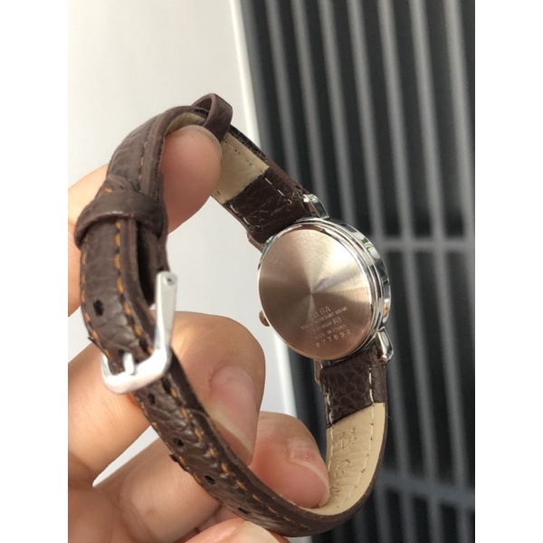 ĐỒNG HỒ NỮ ALBA PIN NĂNG LƯỢNG NHẬT