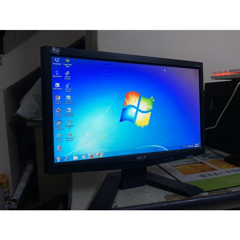Lô màn hình 16inch nhỏ gọn giá rẻ