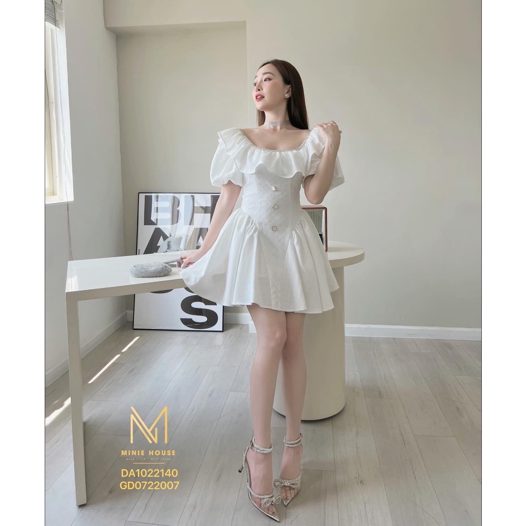 ĐẦM BẸT VAI BÈO XỐP ĐÍNH NÚT XÒE