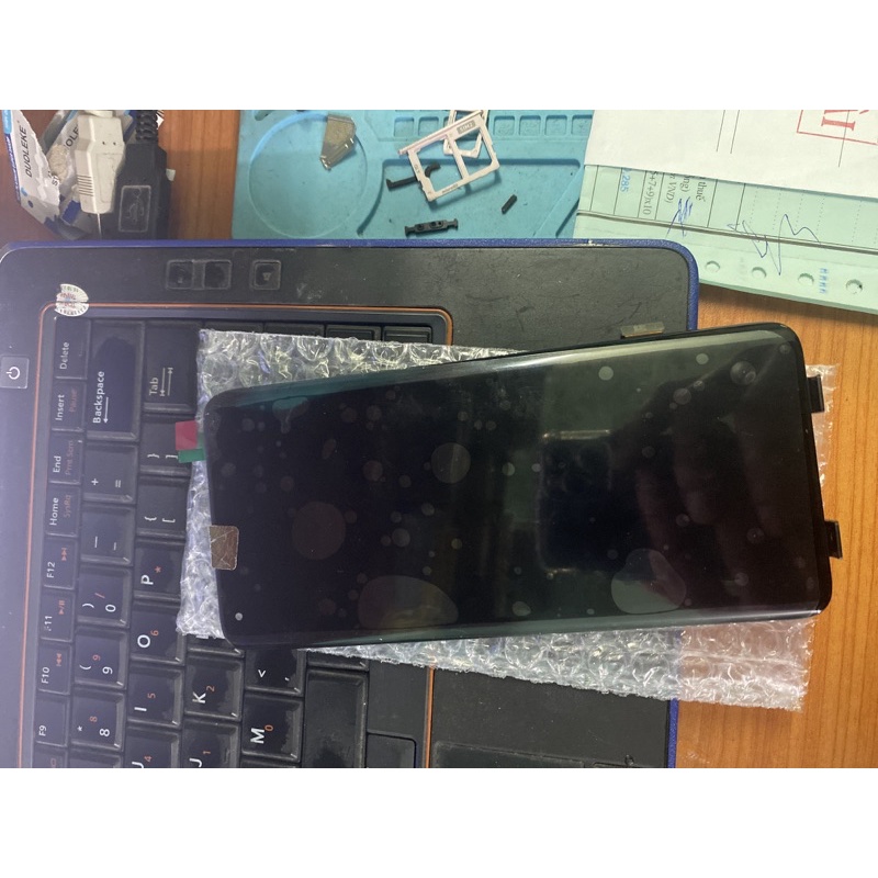 Màn hình Xiaomi Mi 10S Chất liệu AMOLED nguyên bản