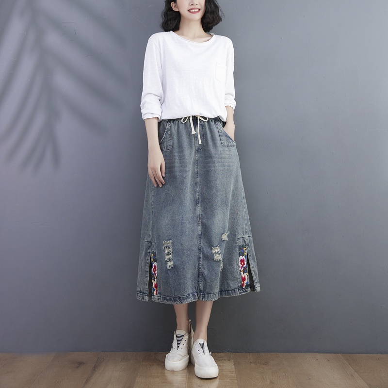 A448 chân váy jean bigsize freesize dáng a họa tiết rách thêu hoa trẻ trung thời trang