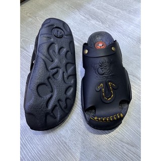 Dép ông địa bít mỏ