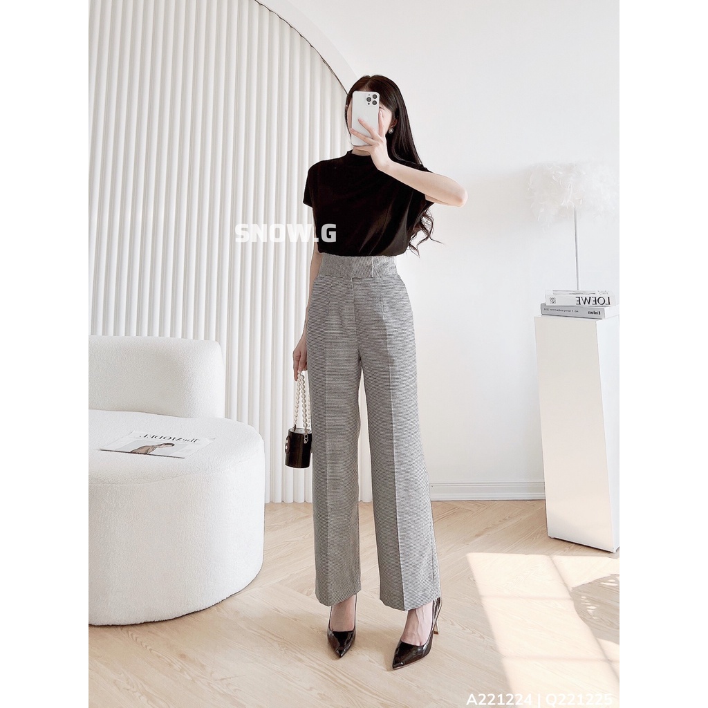 Set áo thun đen cổ leo cộc tay co giãn + quần tây ống suông rộng kẻ cạp cao SNOW.G, có bán lẻ