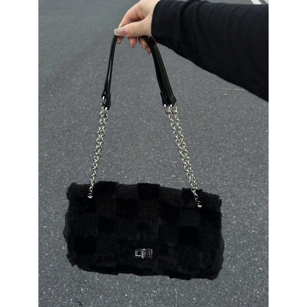 Túi Đeo Vai Họa Tiết Sọc Caro Phối Lông Thời Trang Cho Nữ