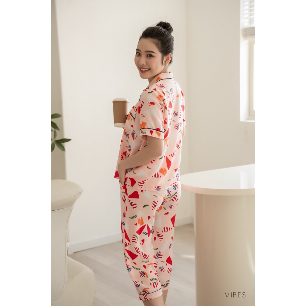 VIBES Đồ bộ Pijama lửng Pattern Capri Py Set