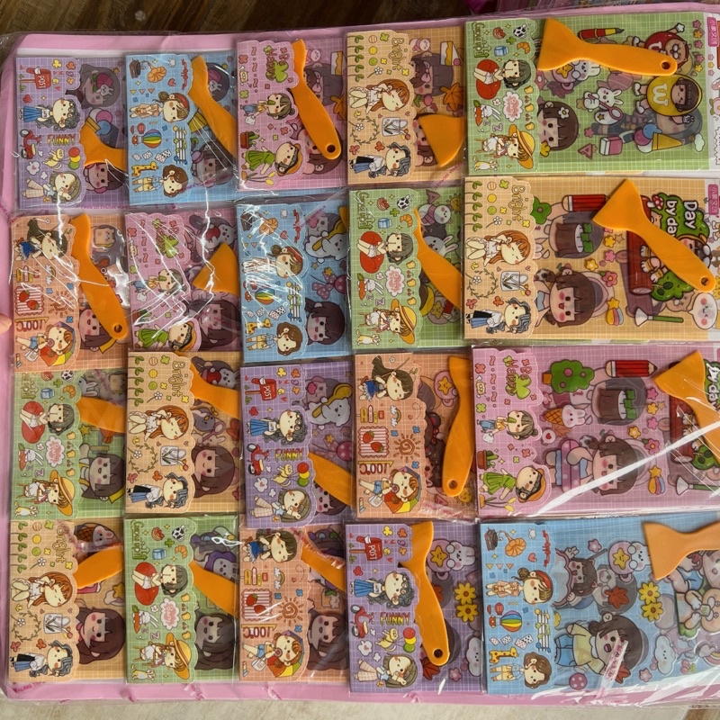 Sỉ vỉ 20 gói sticker hoạt hình to kèm que gạt