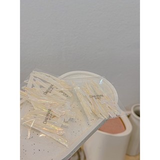 Xà cừ trắng ẩn móng DailyNail