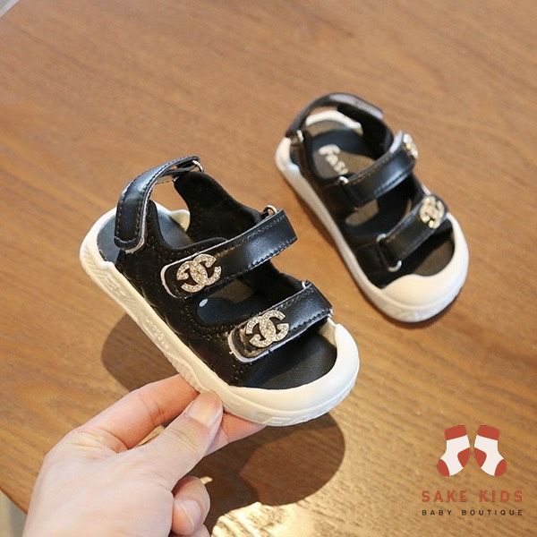 Sandal chống vấp bé gái, Dép tập đi quai dán phối khóa CC dễ thương đế chống trơn trượt cho bé từ 0-2 tuổi M210