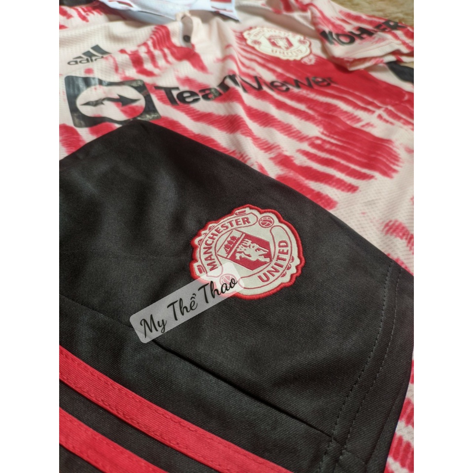 Bộ quần áo polo đá banh clb bóng đá mu thịt vàng vệt đỏ đen có cổ logo thêu vải gai thái - my thể thao