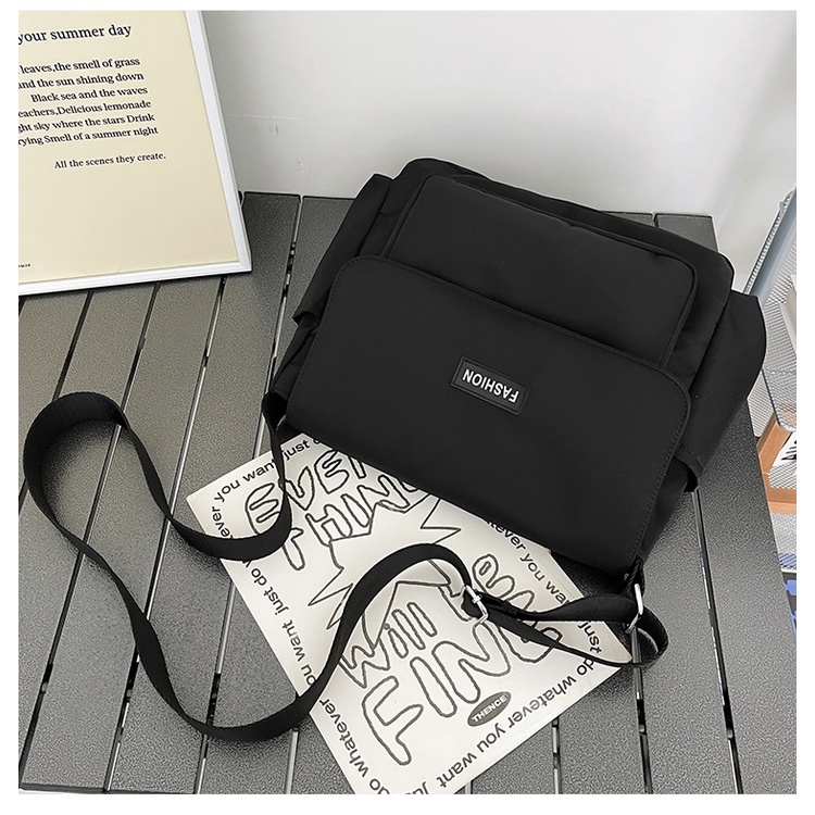 Túi đeo chéo bằng vải canvas dày dặn thân thiện môi trường cỡ lớn thời trang phong cách Retro HKM62