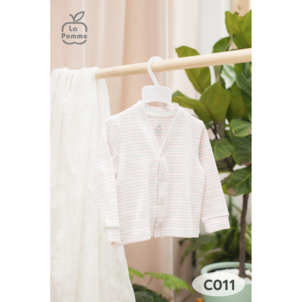 C011 Áo khoác nhẹ La Pomme cổ Y cài cúc giữa