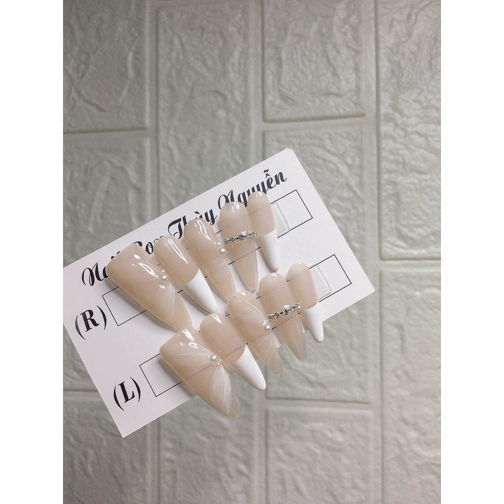 Nailbox móng úp thạch thiết kế kèm keo dũa nail